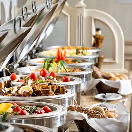 Maxi Park & 5* Velingrad