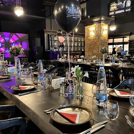 Szálloda Maxi Park &