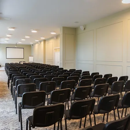 Szálloda Maxi Park & 5*