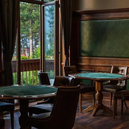 Maxi Park & Szálloda 5*