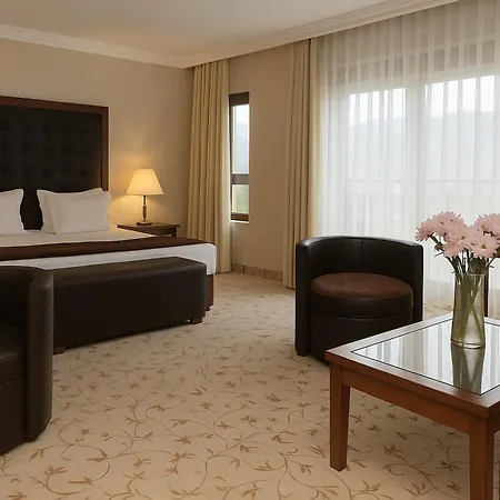 Maxi Park & 5* 벨린그래드