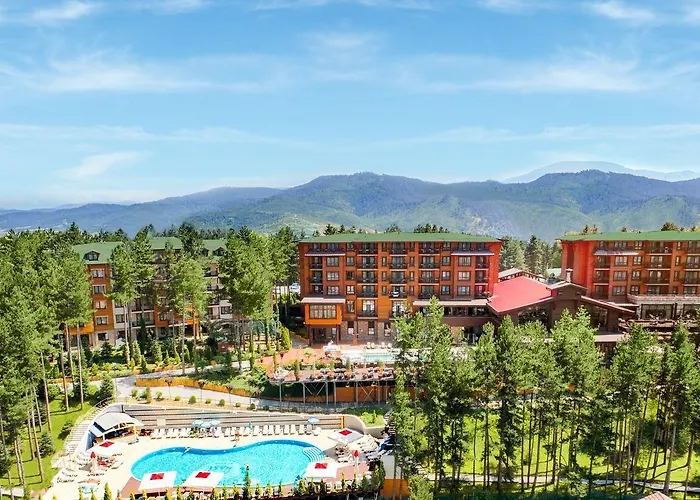 Maxi Park & فندق